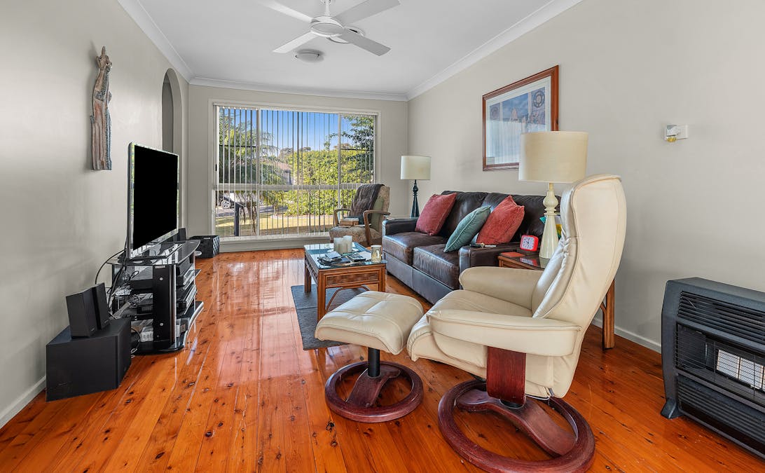 3 Evelyn Crescent, Thornton, NSW, 2322 - Image 3