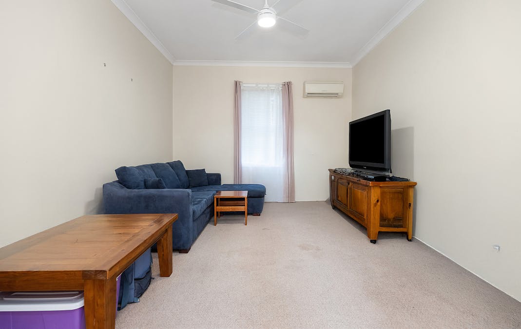 52 Elizabeth Street, Telarah, NSW, 2320 - Image 4