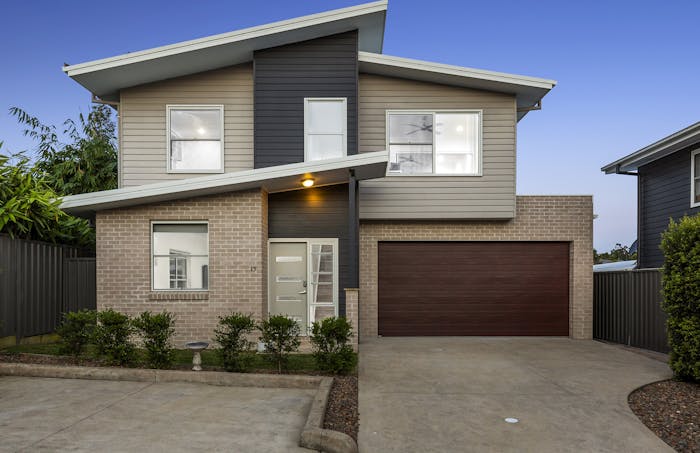 15 Orelia Close, Cameron Park, NSW, 2285 - Image 1
