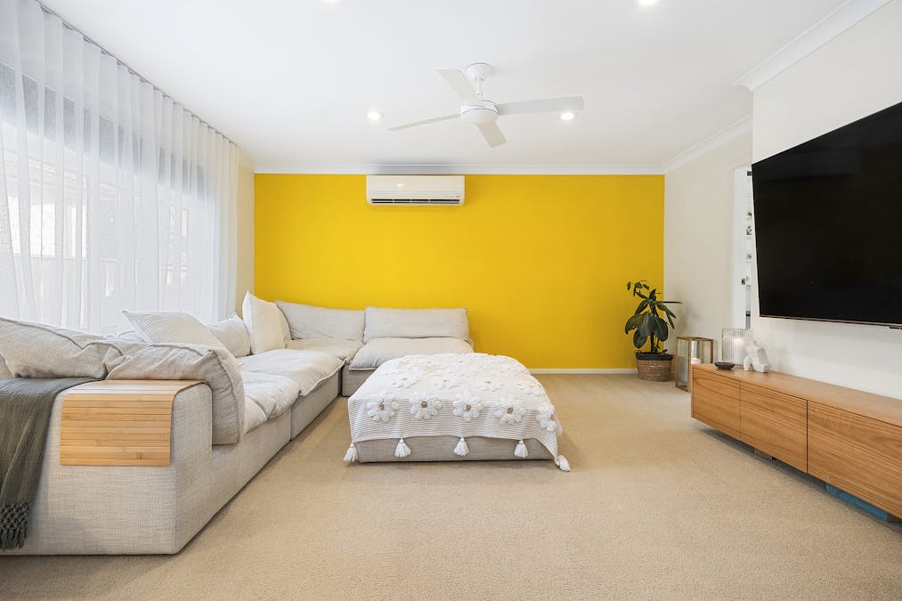 9 Triggs Close, Thornton, NSW, 2322 - Image 2