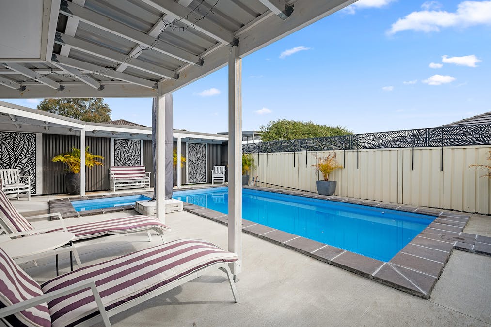 6 Peppertree Circuit, Aberglasslyn, NSW, 2320 - Image 15