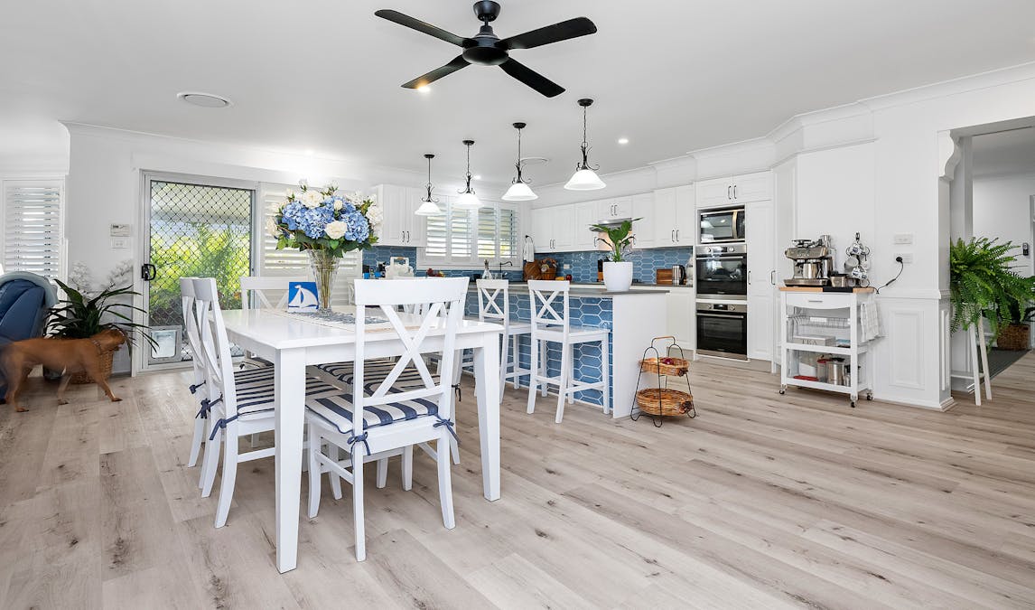 6 Peppertree Circuit, Aberglasslyn, NSW, 2320 - Image 4
