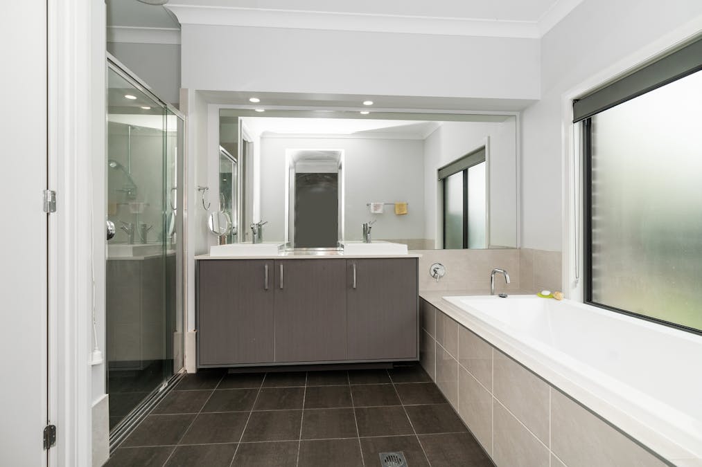 13 Tigertail Street, Chisholm, NSW, 2322 - Image 6