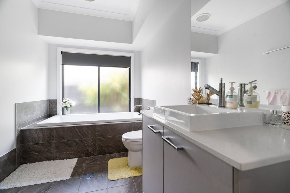 13 Tigertail Street, Chisholm, NSW, 2322 - Image 9