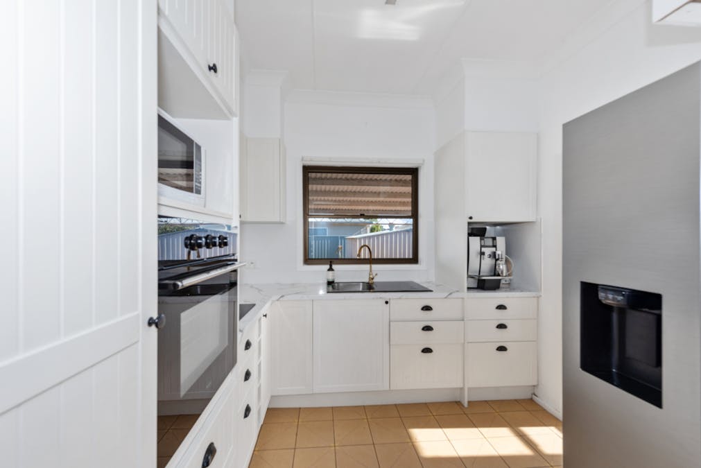 44 Ferguson Street, Cessnock, NSW, 2325 - Image 2