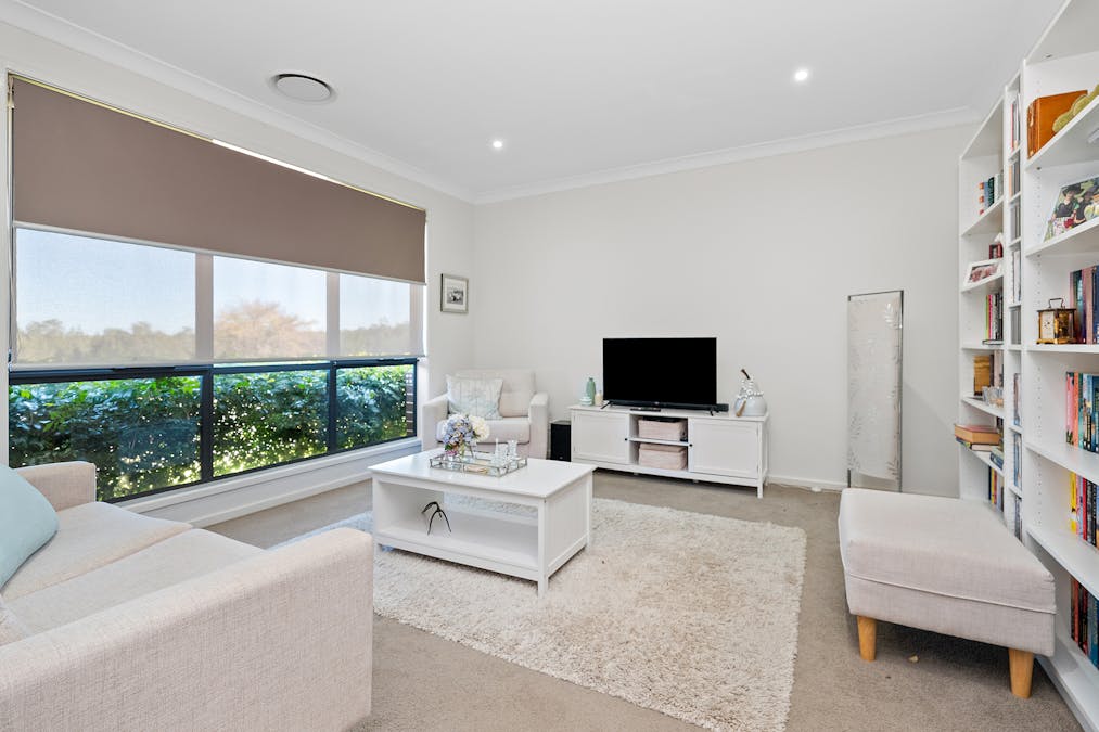 127 Billabong Parade, Chisholm, NSW, 2322 - Image 2