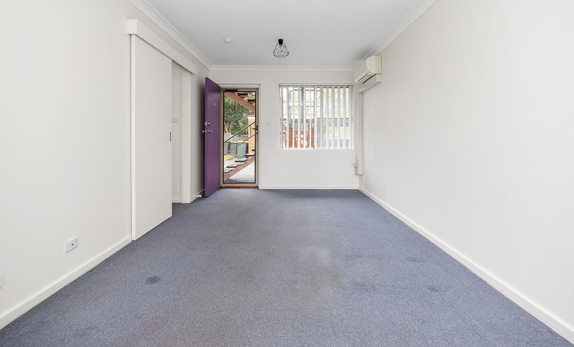 2/16 Tennyson Street, Metford, NSW, 2323 - Image 2