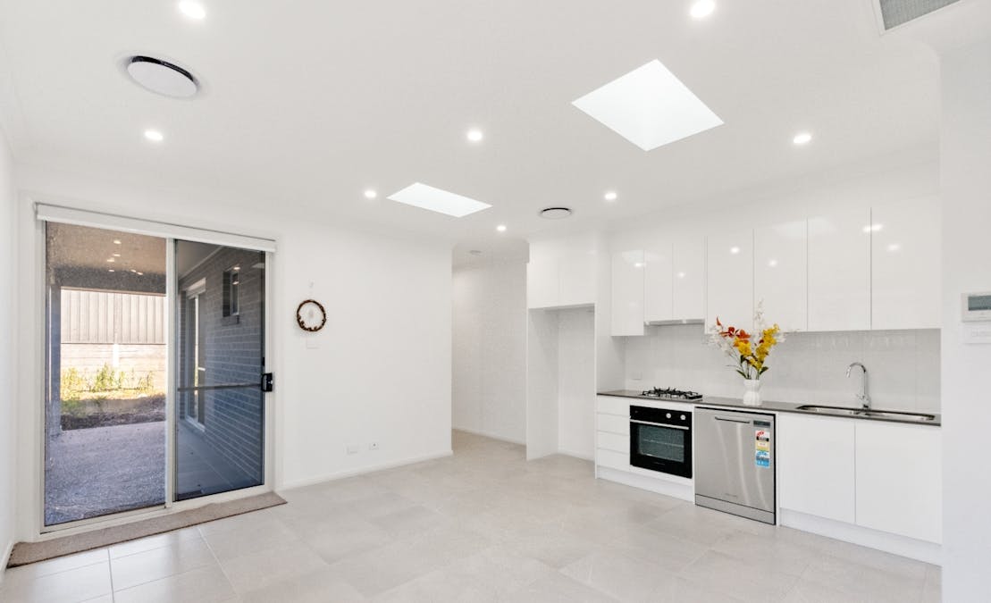 1/14 Getty Street, Thornton, NSW, 2322 - Image 3