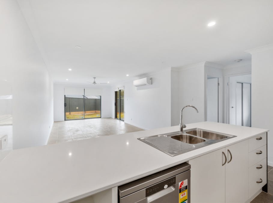 6a & 6b Sweet Nectar Close, Medowie, NSW, 2318 - Image 3
