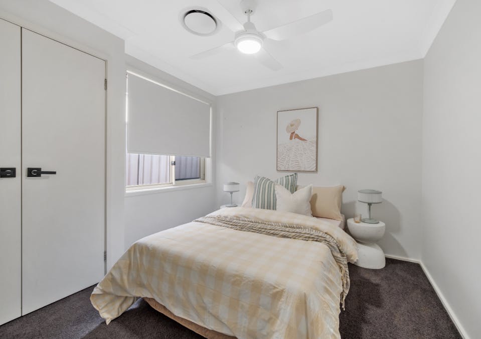 24 Dalmeny Drive, Macquarie Hills, NSW, 2285 - Image 12