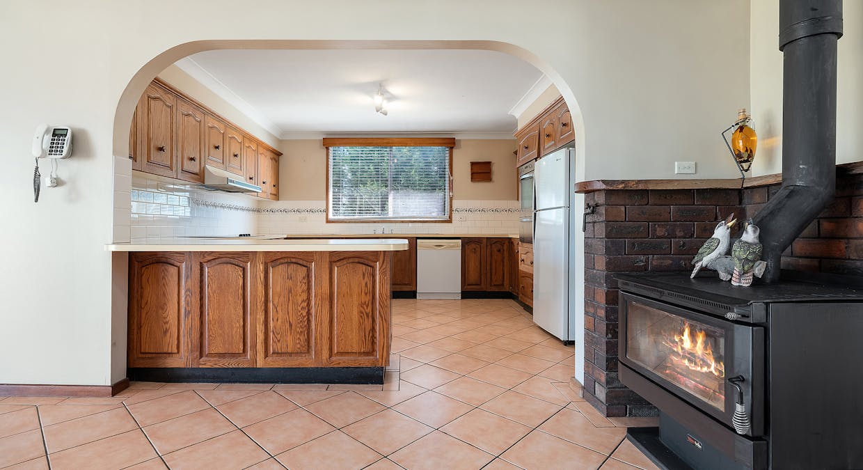 18 Charlton Street, Cessnock, NSW, 2325 - Image 4