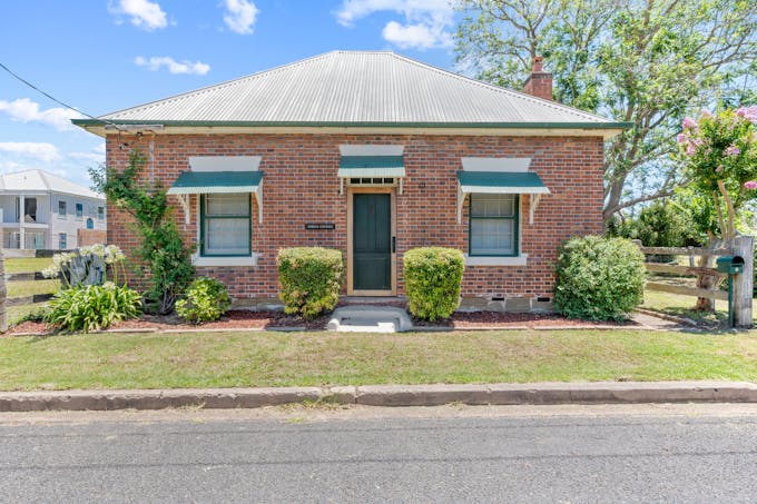 9 Robins Street, Horseshoe Bend, NSW, 2320 - Image 1