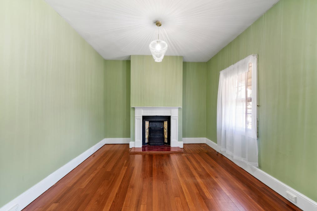 9 Robins Street, Horseshoe Bend, NSW, 2320 - Image 2