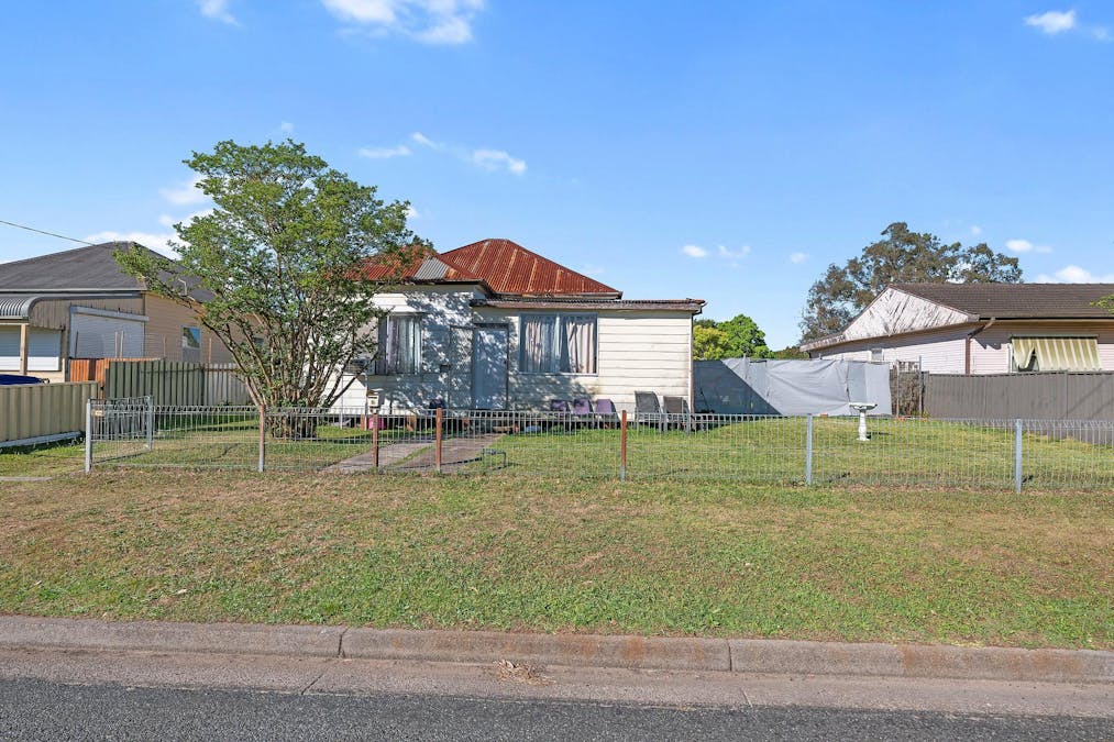 6 & 8 Farnsworth Street, Thornton, NSW, 2322 - Image 5