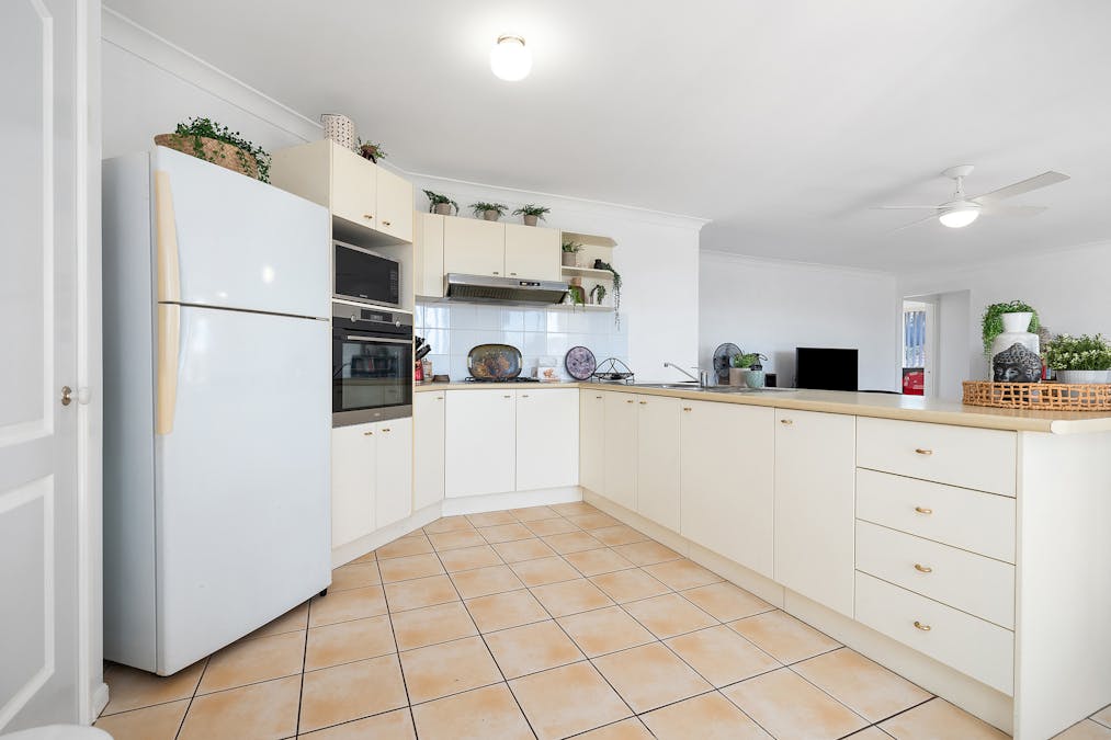 163 Somerset Drive, Thornton, NSW, 2322 - Image 4