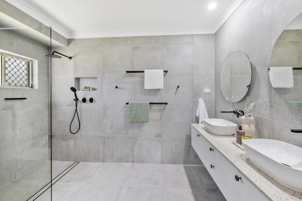 52 Barrington Grove, Thornton, NSW, 2322 - Image 11