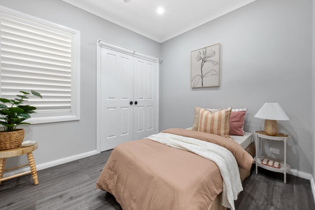 52 Barrington Grove, Thornton, NSW, 2322 - Image 8