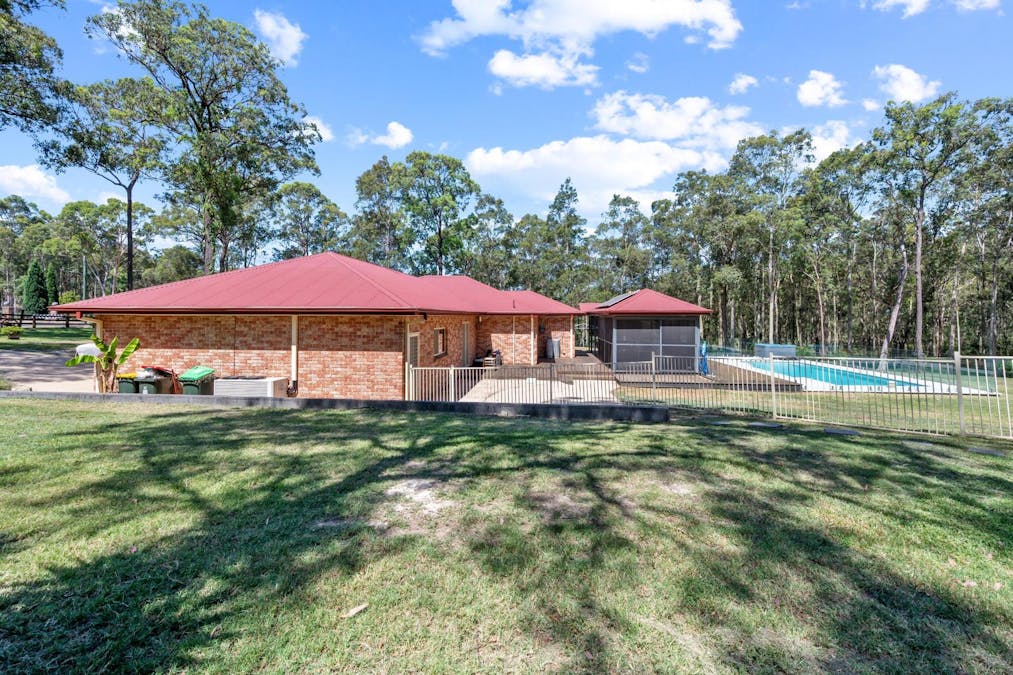 52 Barrington Grove, Thornton, NSW, 2322 - Image 16