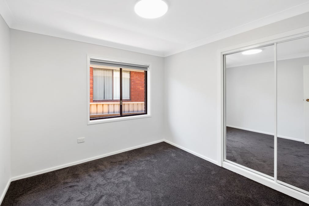 5 Howard Close, Thornton, NSW, 2322 - Image 8