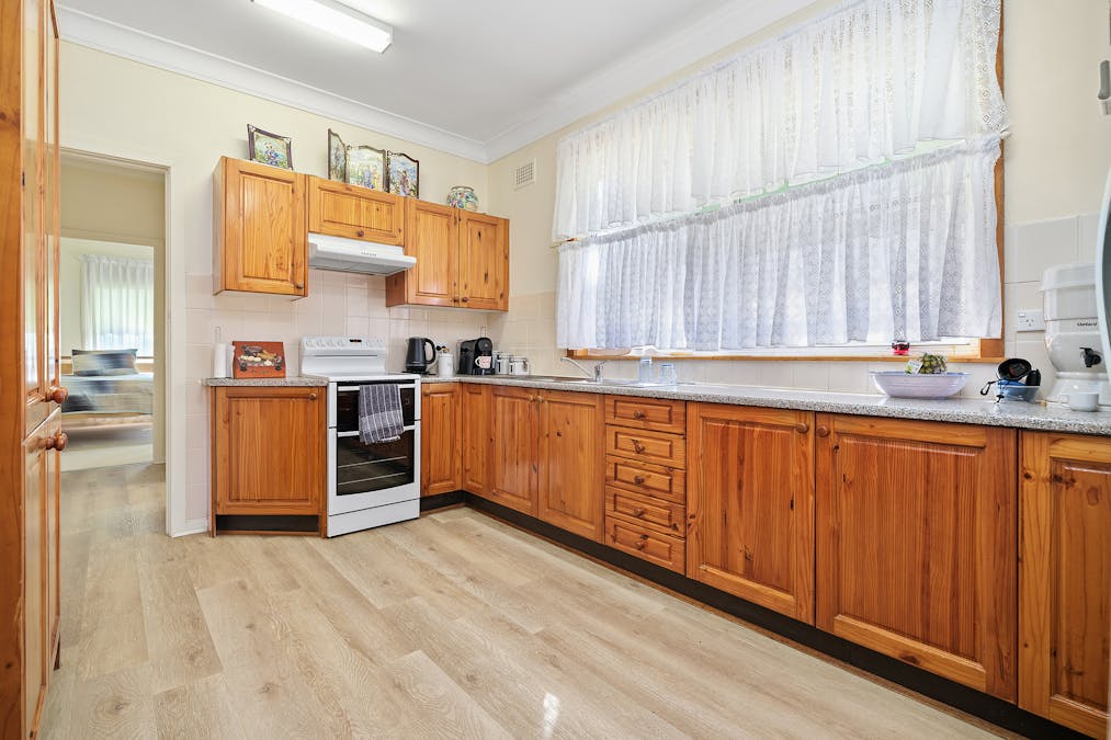   44 Glenroy Street, Thornton, NSW, 2322 - Image 6
