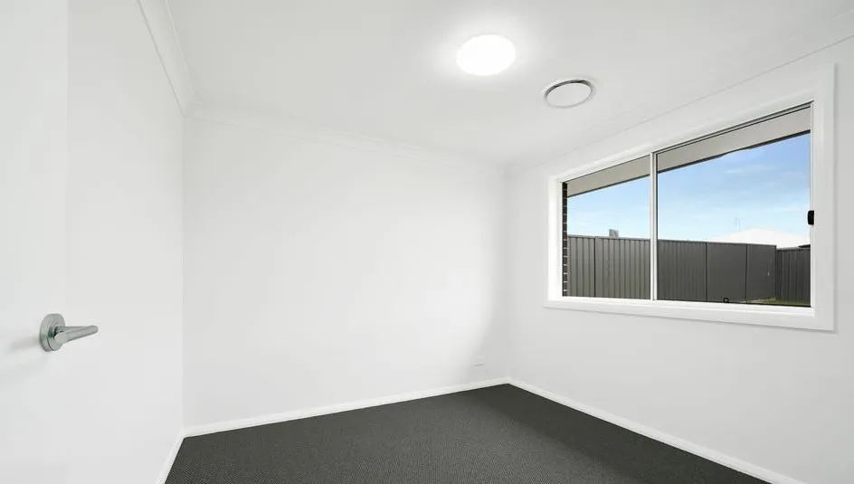 18 Masters Street — photo 8 of 14