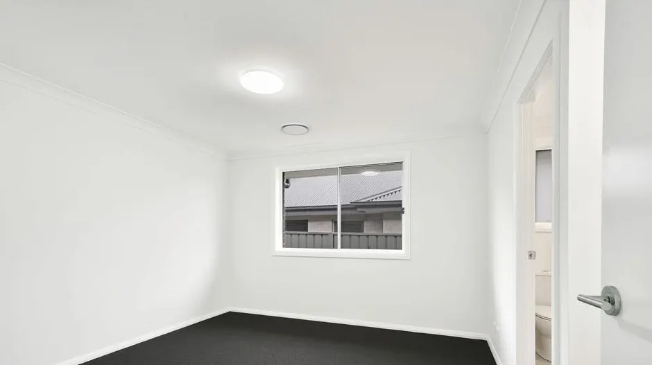 18 Masters Street — photo 10 of 14