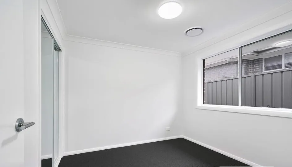 18 Masters Street — photo 11 of 14