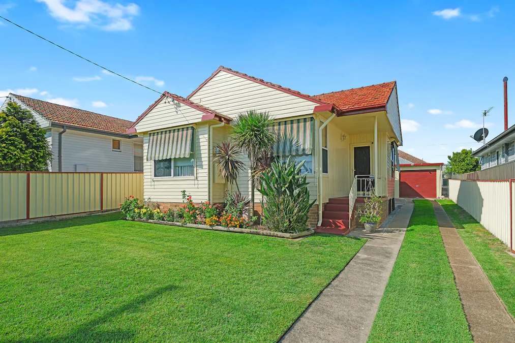 44 Glenroy Street, Thornton, NSW, 2322 - Image 2