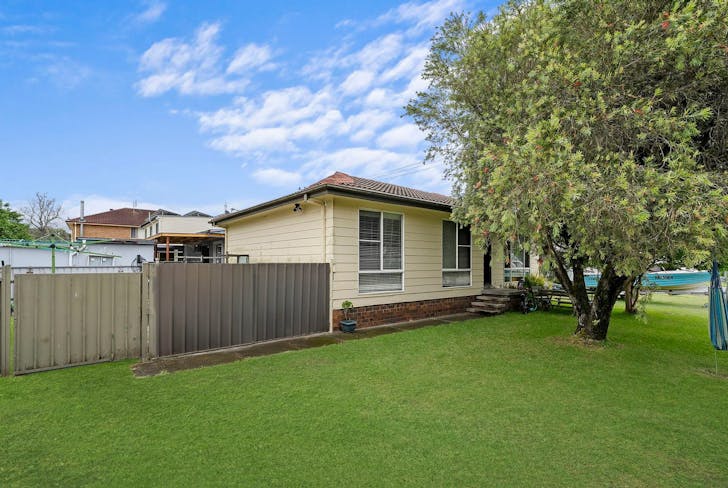 2 Awaba Street, Fassifern, NSW, 2283