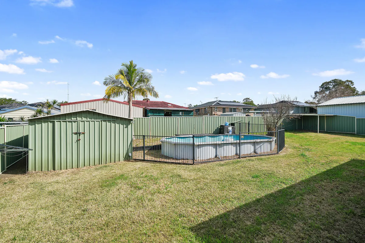 23 Mumford Avenue — photo 10 of 15