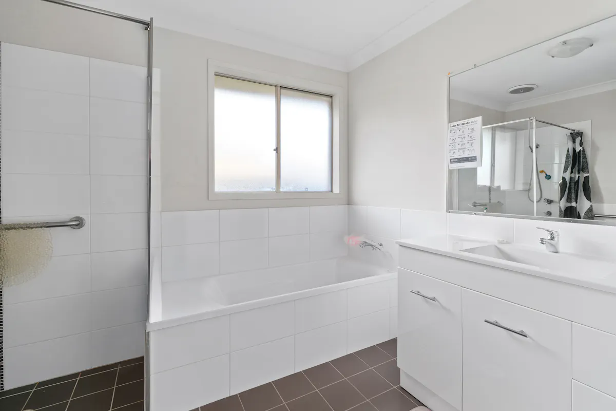 12 Shortland Drive — photo 5 of 14