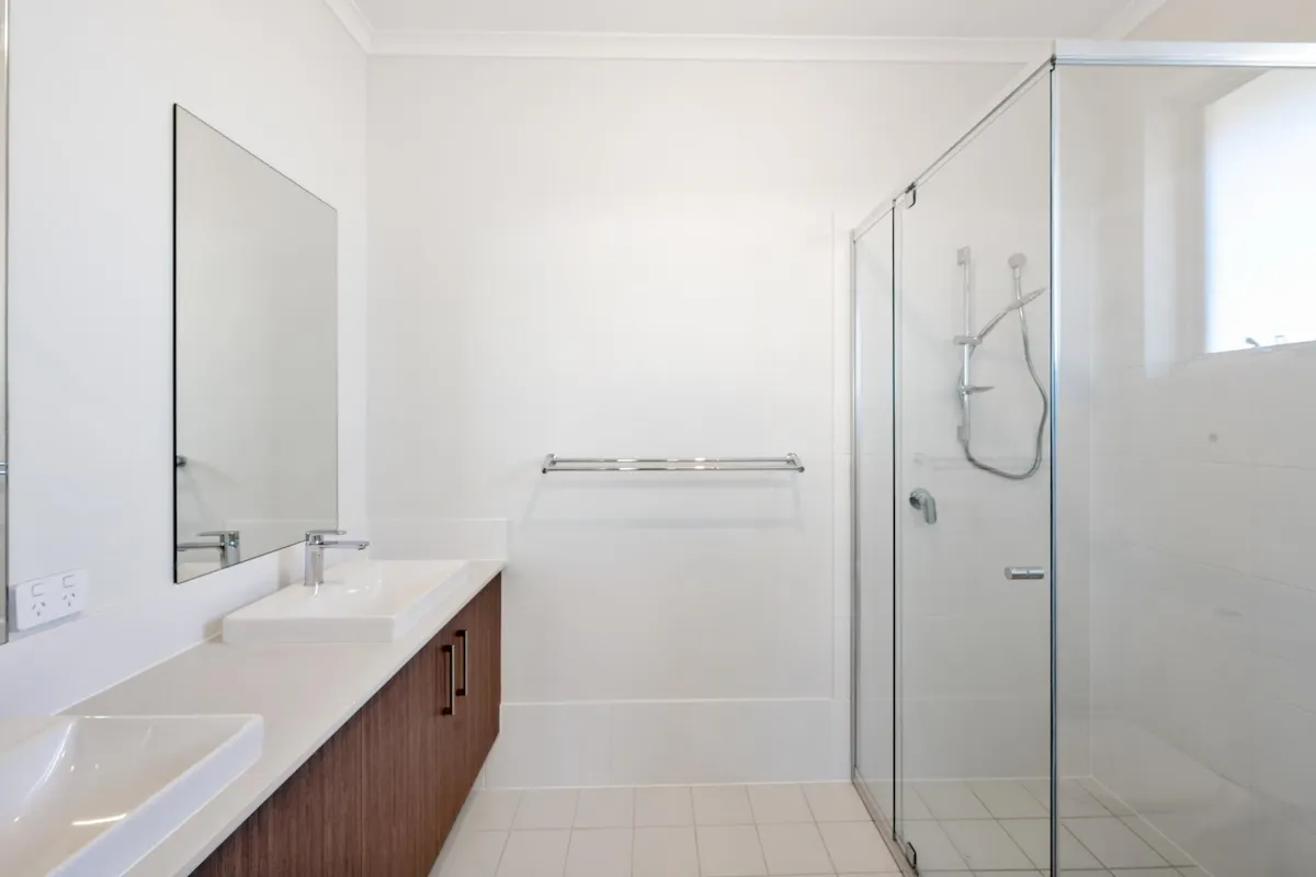 16 Kelso Street — photo 12 of 13