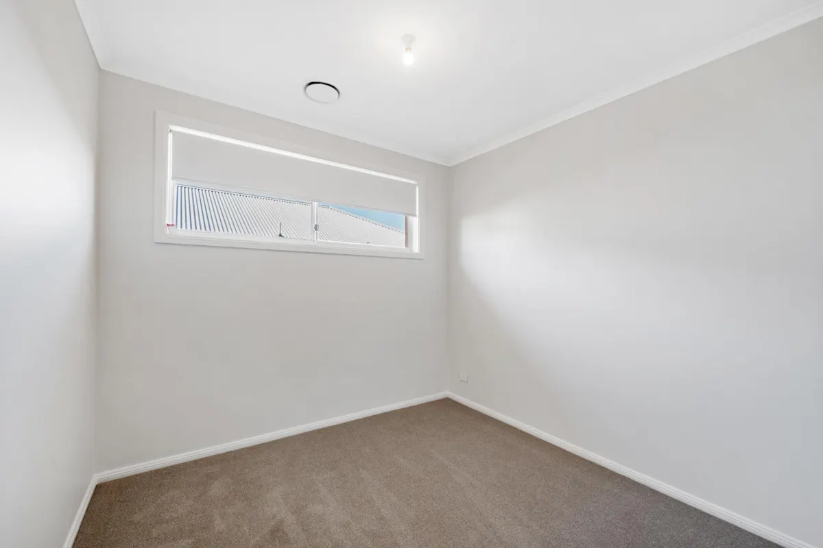 16 Kelso Street — photo 9 of 13