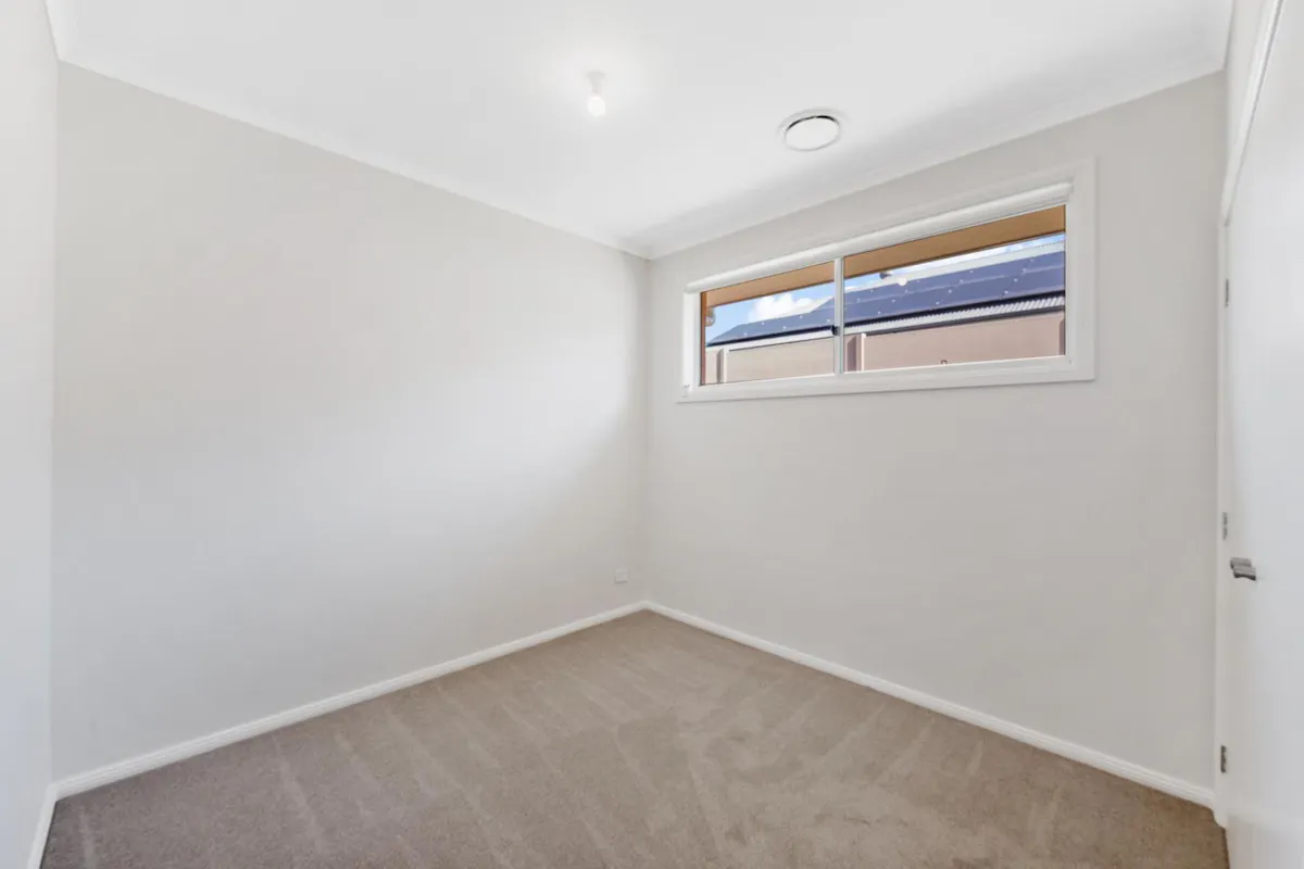 16 Kelso Street — photo 10 of 13