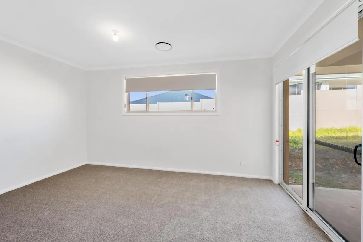 16 Kelso Street — photo 11 of 13