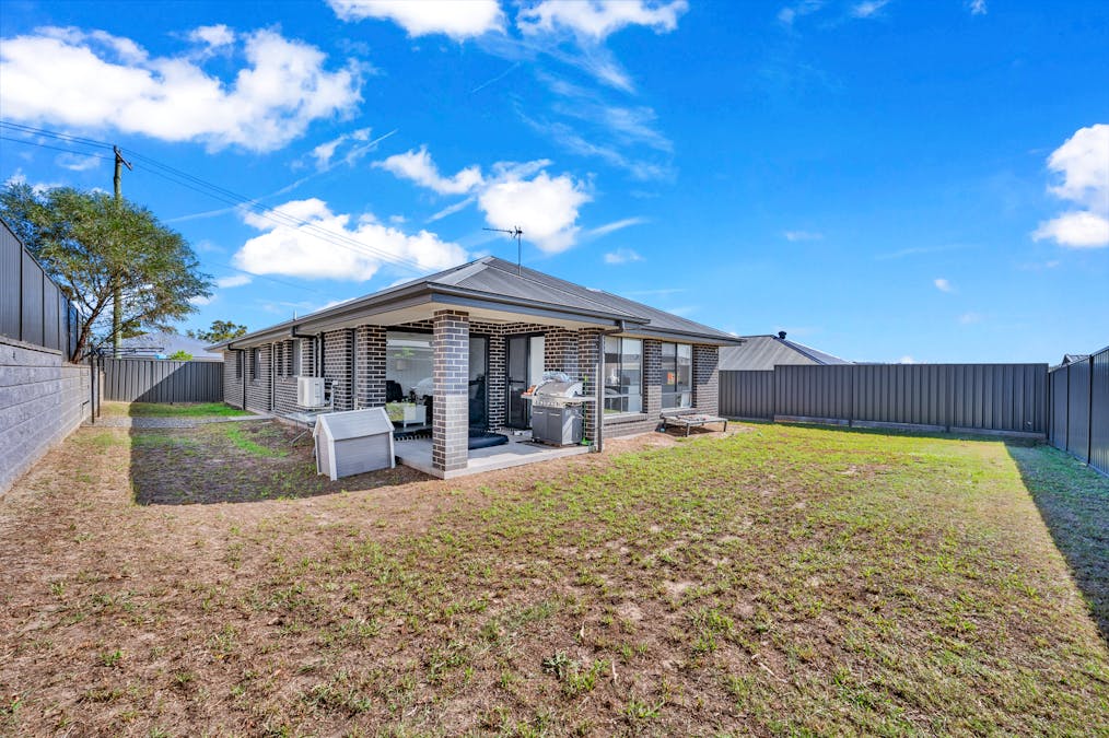 7 Canter Close, Rutherford, NSW, 2320 - Image 16