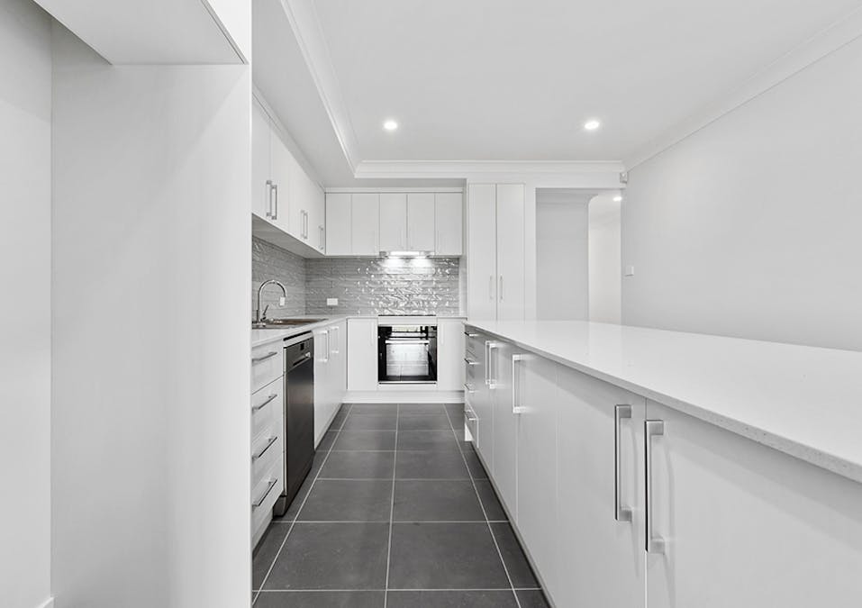 2/5 Bangalay Street, Heddon Greta, NSW, 2321 - Image 1