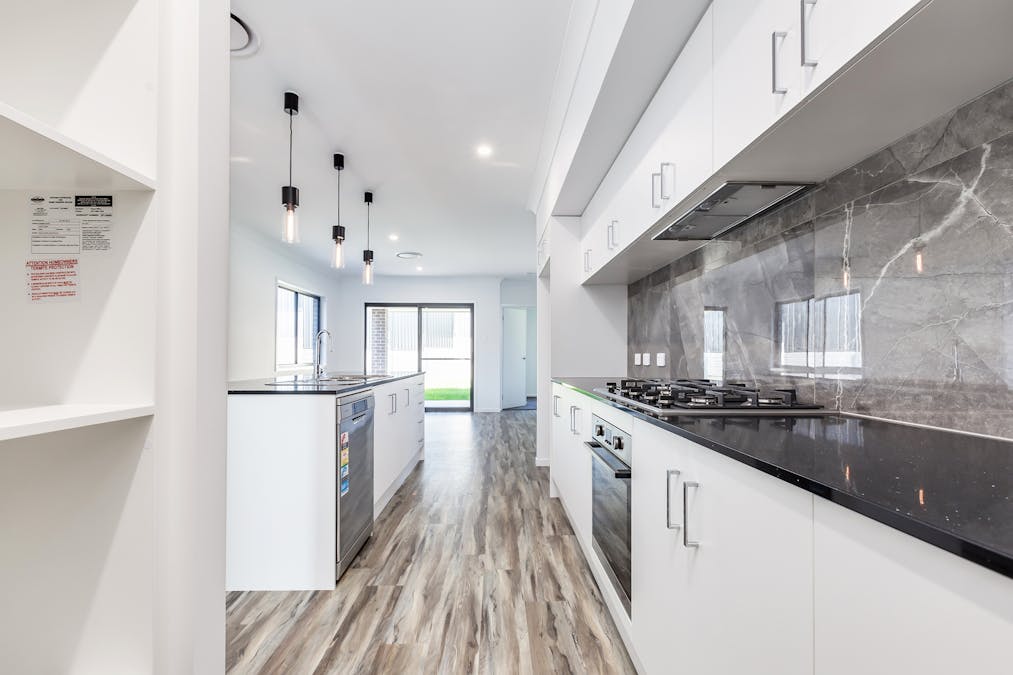 74 Hadfield Circuit, Cliftleigh, NSW, 2321 - Image 3