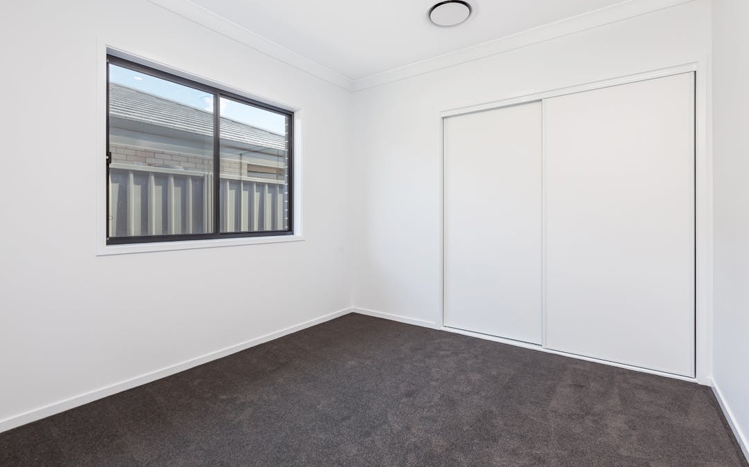 74 Hadfield Circuit, Cliftleigh, NSW, 2321 - Image 8
