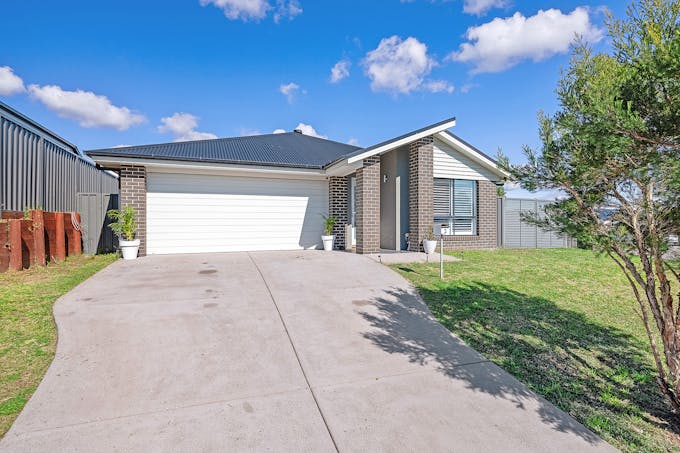 2 Howard Street, Cliftleigh, NSW, 2321 - Image 1