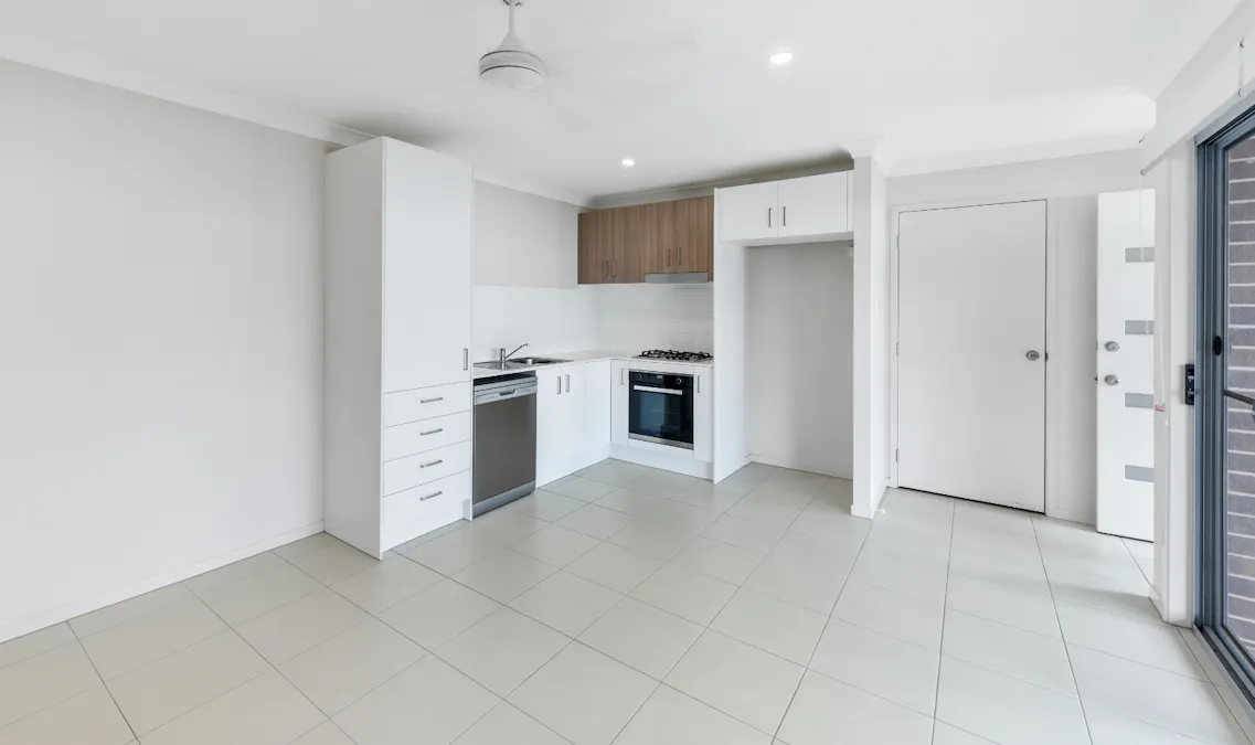 2/13 Silkstone Street, Farley, NSW, 2320 - Image 2