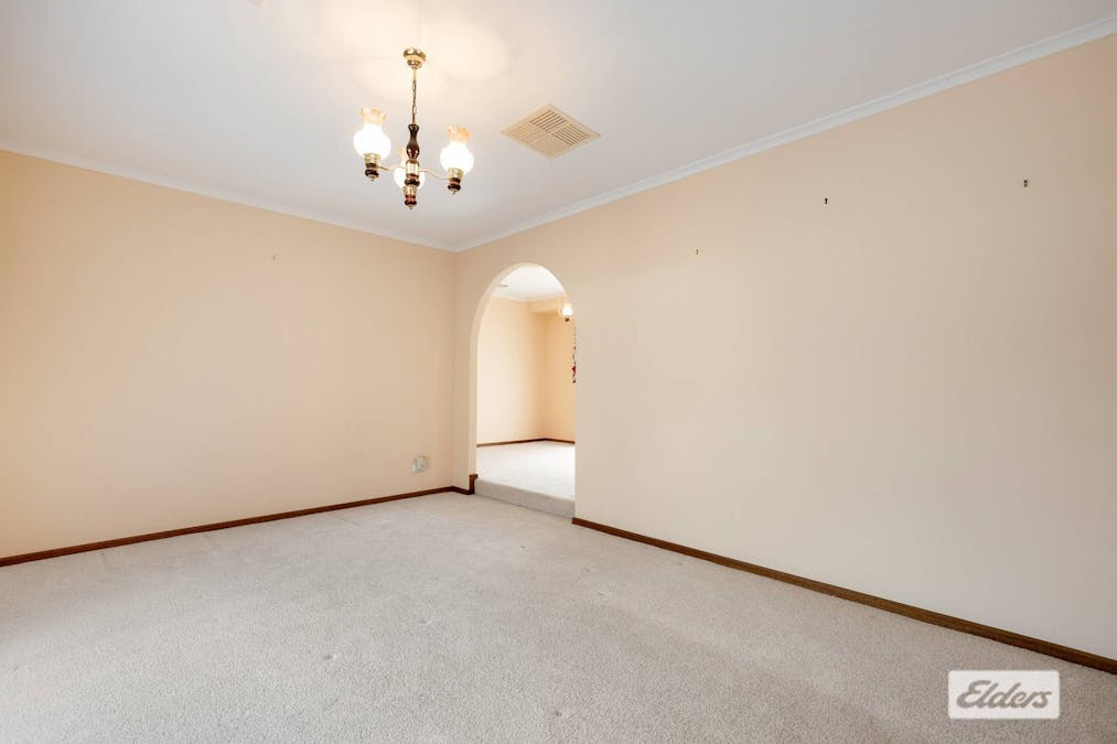 15 Craft Street, Lake Albert, NSW, 2650 - Image 8