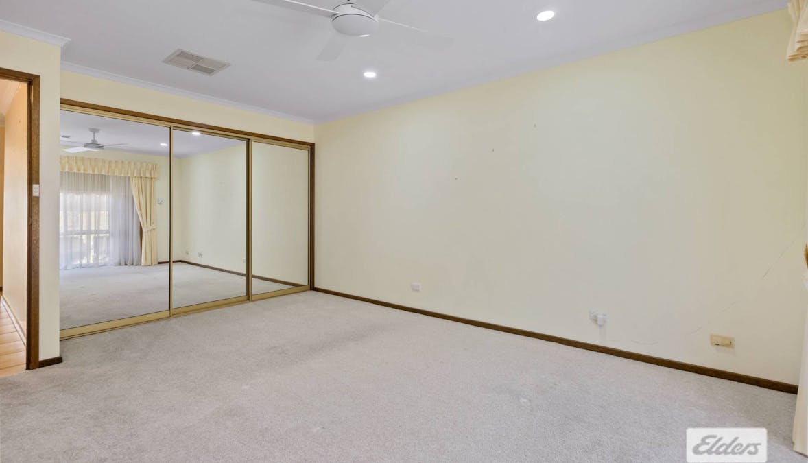 15 Craft Street, Lake Albert, NSW, 2650 - Image 4