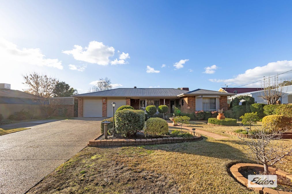 15 Craft Street, Lake Albert, NSW, 2650 - Image 1