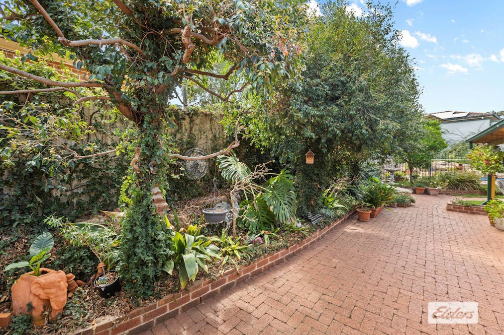 13  Wilgoma Street, Bourkelands, NSW, 2650 - Image 21