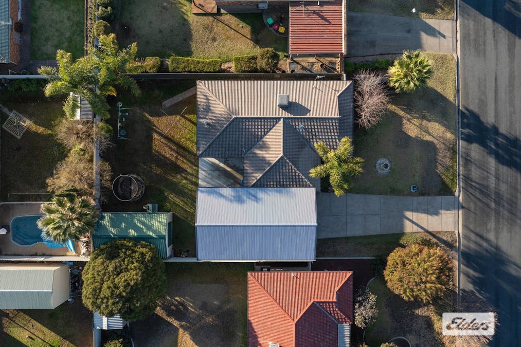 16 Nardoo Street, Glenfield Park, NSW, 2650 - Image 31