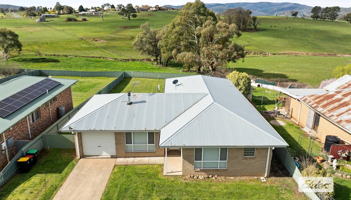 100 Albury Street, Tumbarumba, NSW, 2653 - Image 1