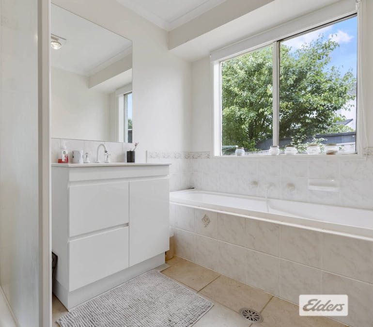 47 McKeown Street, Estella, NSW, 2650 - Image 7