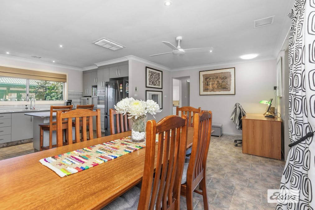 47 Nardoo Street, Glenfield Park, NSW, 2650 - Image 10