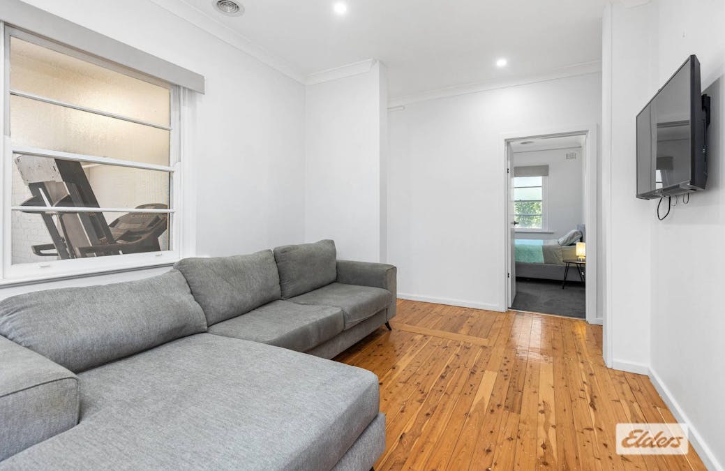 75 Bourke Street, Turvey Park, NSW, 2650 - Image 13